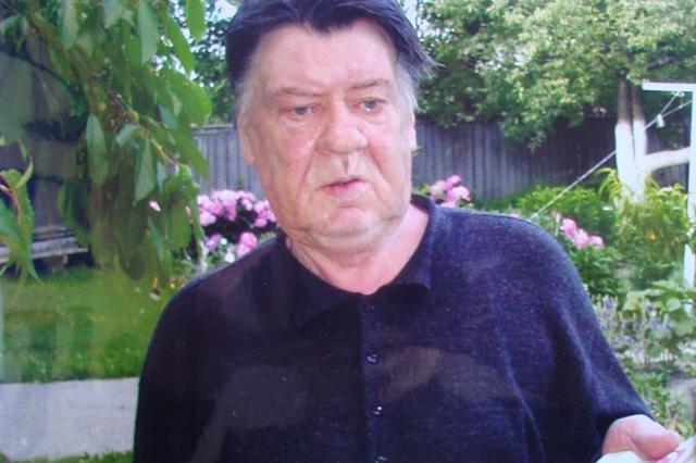 1990988
